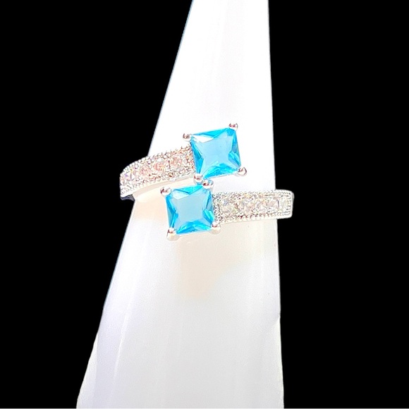 New Aqua Blue Lab-created Square Topaz Silver Engagement Ring with 10 CZ - Picture 6 of 10